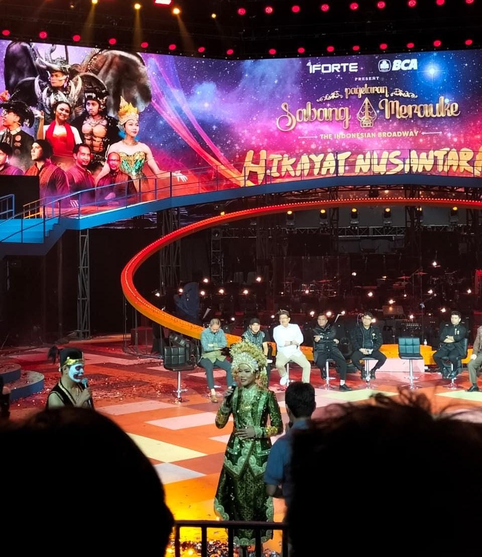 Aksi Terbang Yura Yunita di Pagelaran Sabang Merauke Bikin Memukau