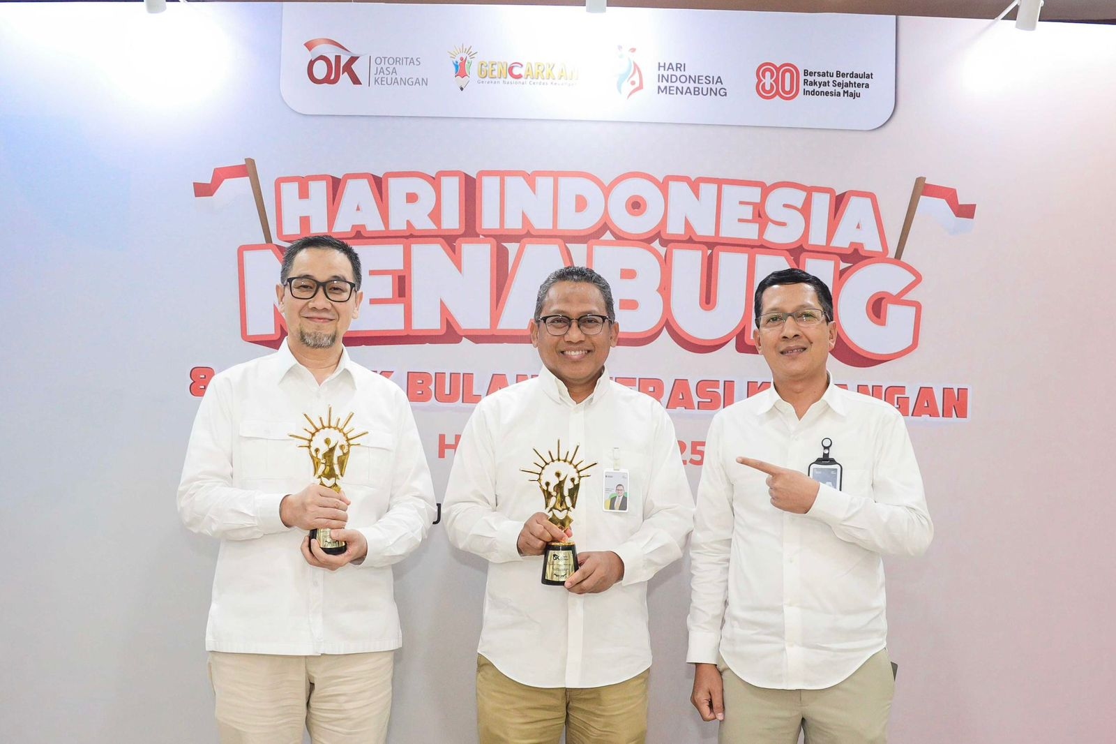 Pegadaian Raih Financial Literacy Award 2025 dari OJK