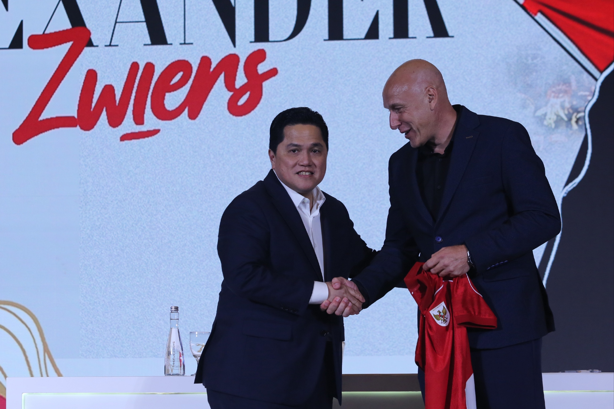 Mulai Bertugas Sebagai Dirtek PSSI, Ini Tugas Pertama Alexander Zwiers