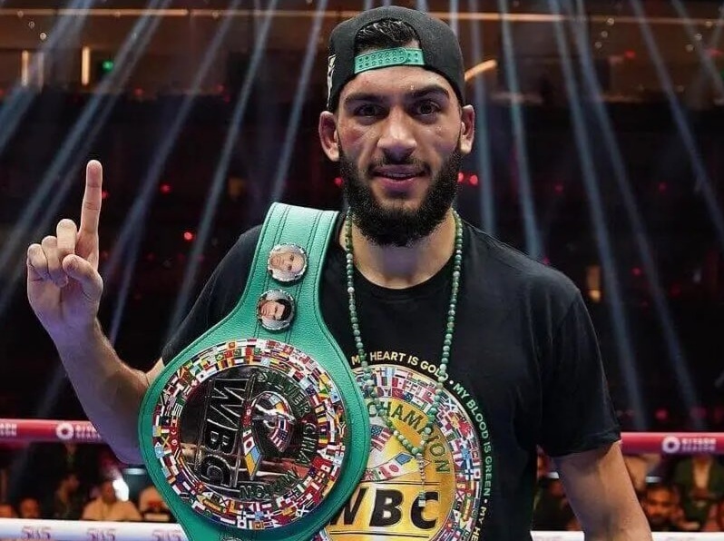 Hamzah Sheeraz Yakin Canelo Alvarez Lumat Crawford, Beri Jalan untuk Duel dengannya