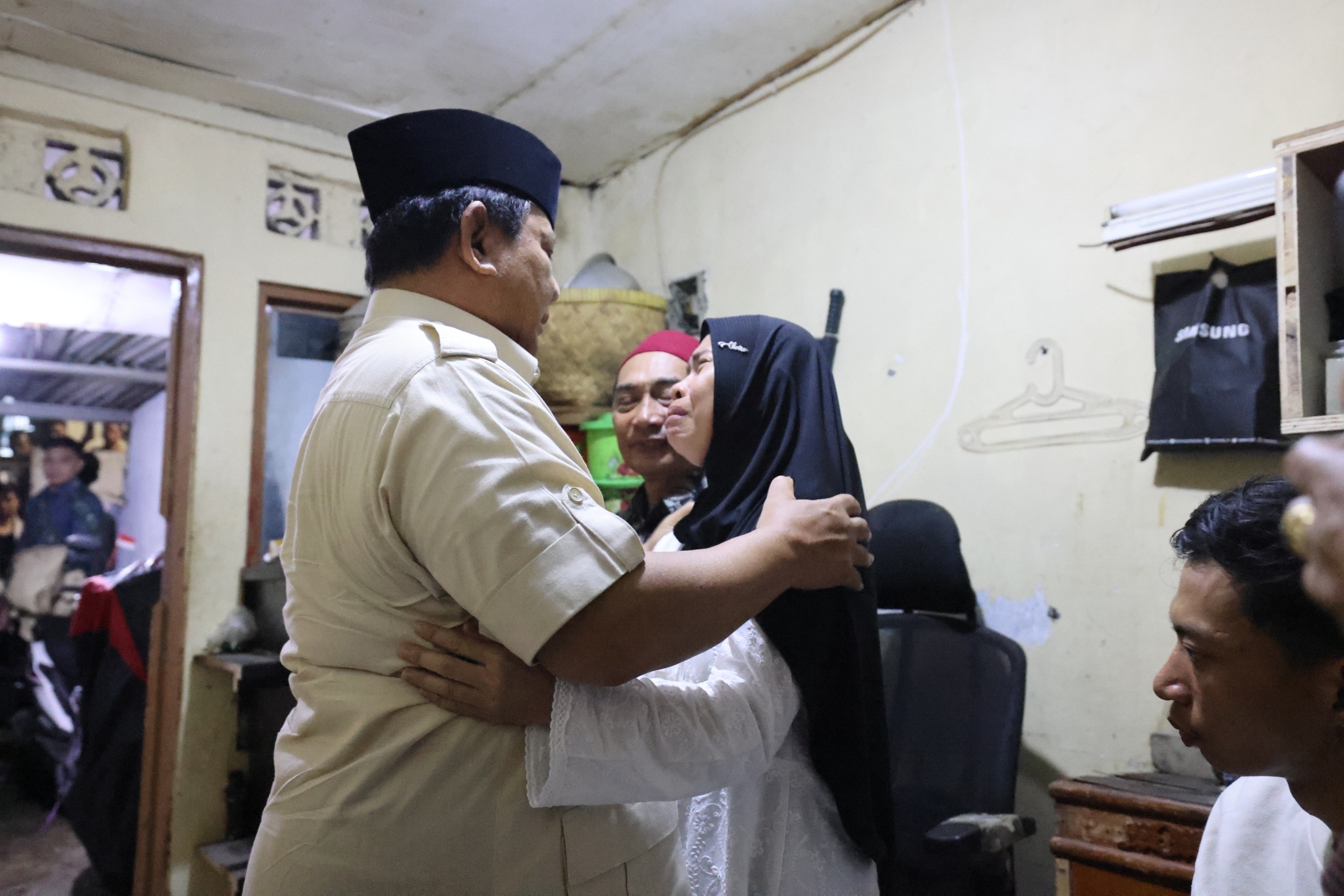 Prabowo Takziah ke Rumah Affan Kurniawan, Tegaskan Komitmen Tegakkan Keadilan