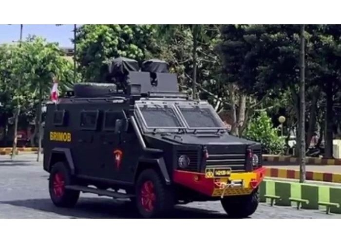 Apa Fungsi Mobil Rantis Brimob? Cek Harga dan Spesifikasi Lengkap!
