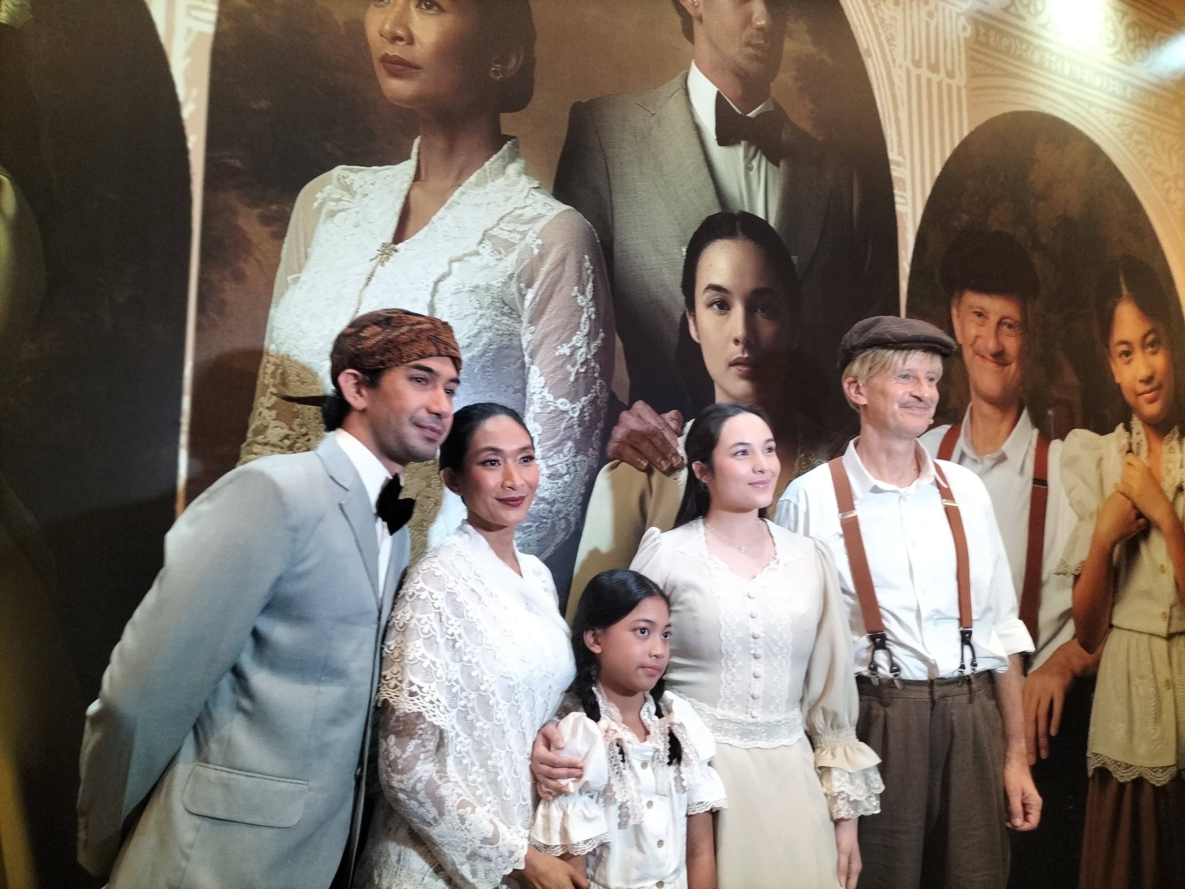 Bunga Penutup Abad, Perayaan Satu Abad Pramoedya Ananta Toer dengan Sentuhan Baru dan Lebih Segar