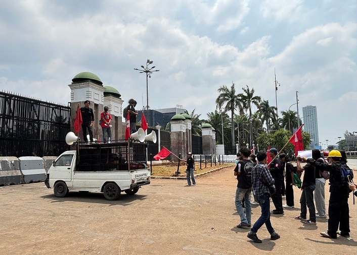GMNI Se-Jabodetabek Aksi Damai di Depan Gedung DPR, Tuntut Perbaikan Krisis Politik dan Hukum