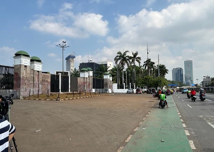 Menhan Sjafrie: TNI Masih Berjaga di Gedung DPR hingga Situasi Benar-benar Kondusif