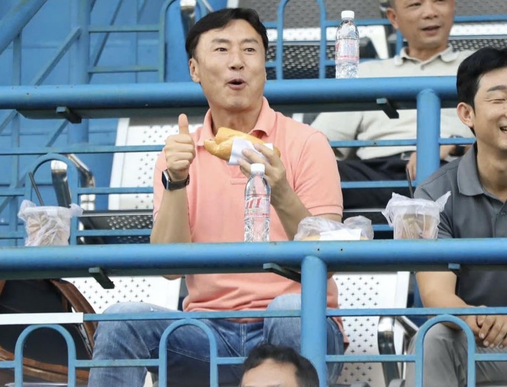 Pelatih Laos U-23 Sebut Publik Korea Selatan Sempat Terkejut Saat PSSI Pecat Shin Tae-yong