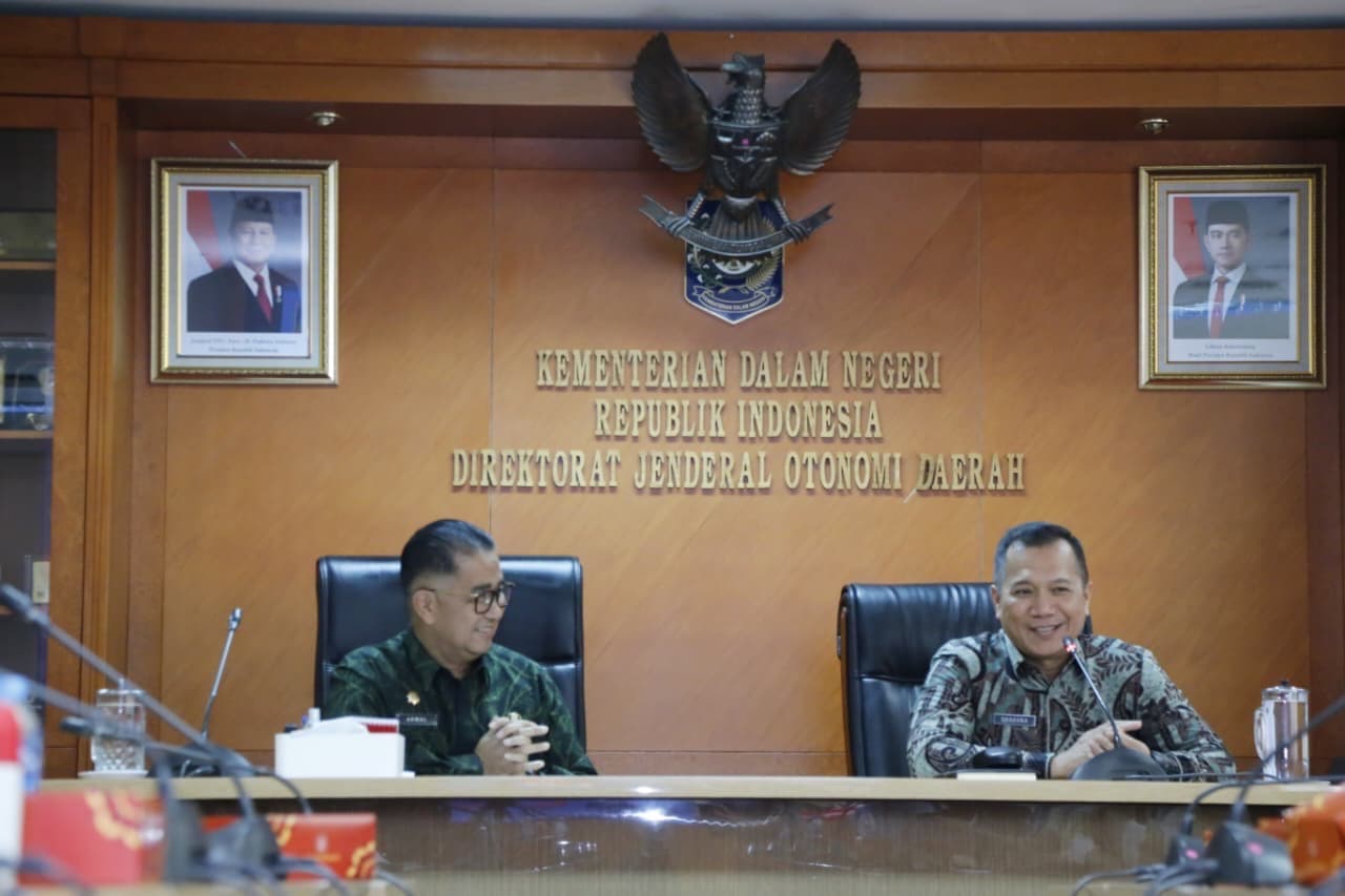 Kemendagri dan Kemenkum Kerja Sama Dukung Pemda dalam Penyusunan Regulasi