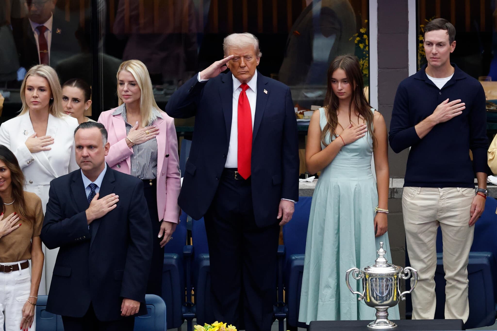 AS Terbuka: Nonton Langsung di Tribun, Donald Trump Disambut Teriakan Dukungan dan Ejekan