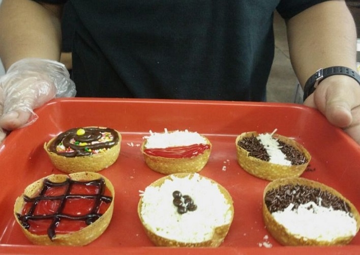 Cara Simpel Bikin Martabak Mini yang Lezat dan Bersarang