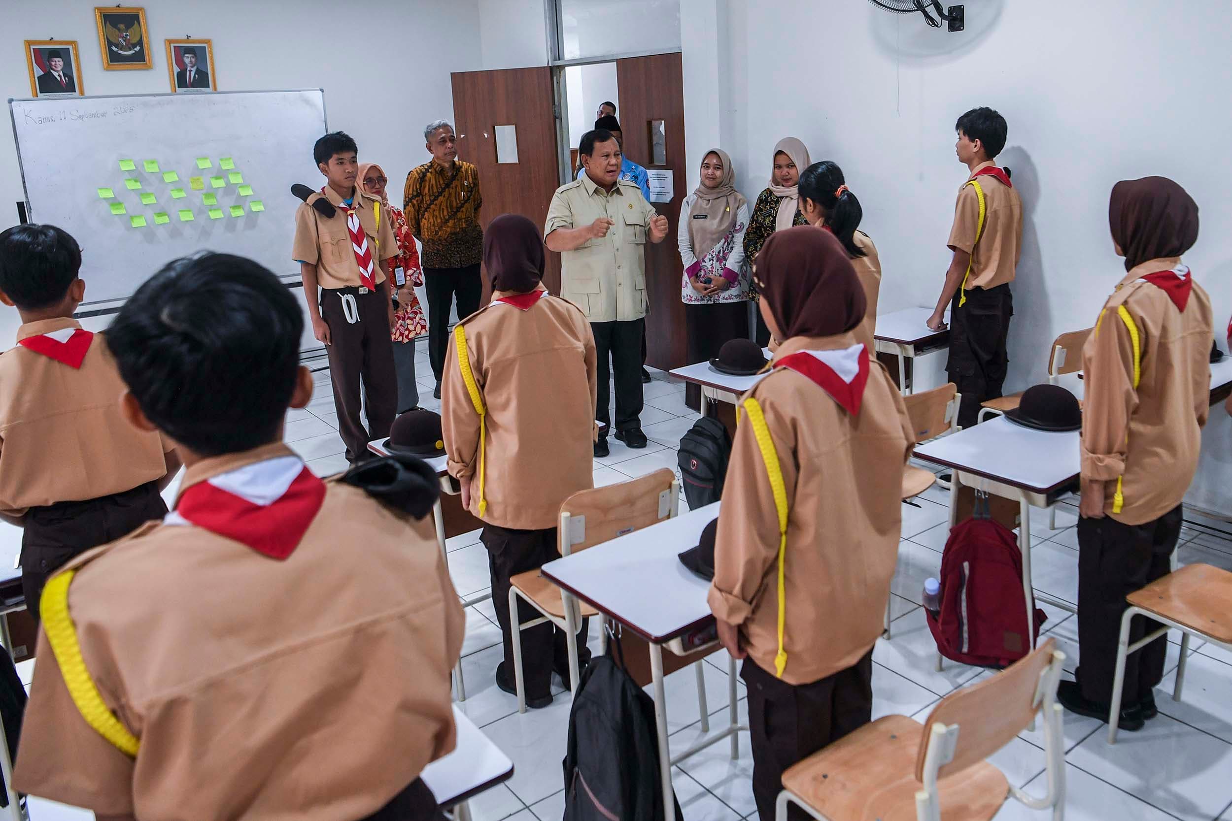 Sekolah Rakyat Harus Diutamakan di Wilayah Tertinggal dan Jamin Kesejahteraan Guru