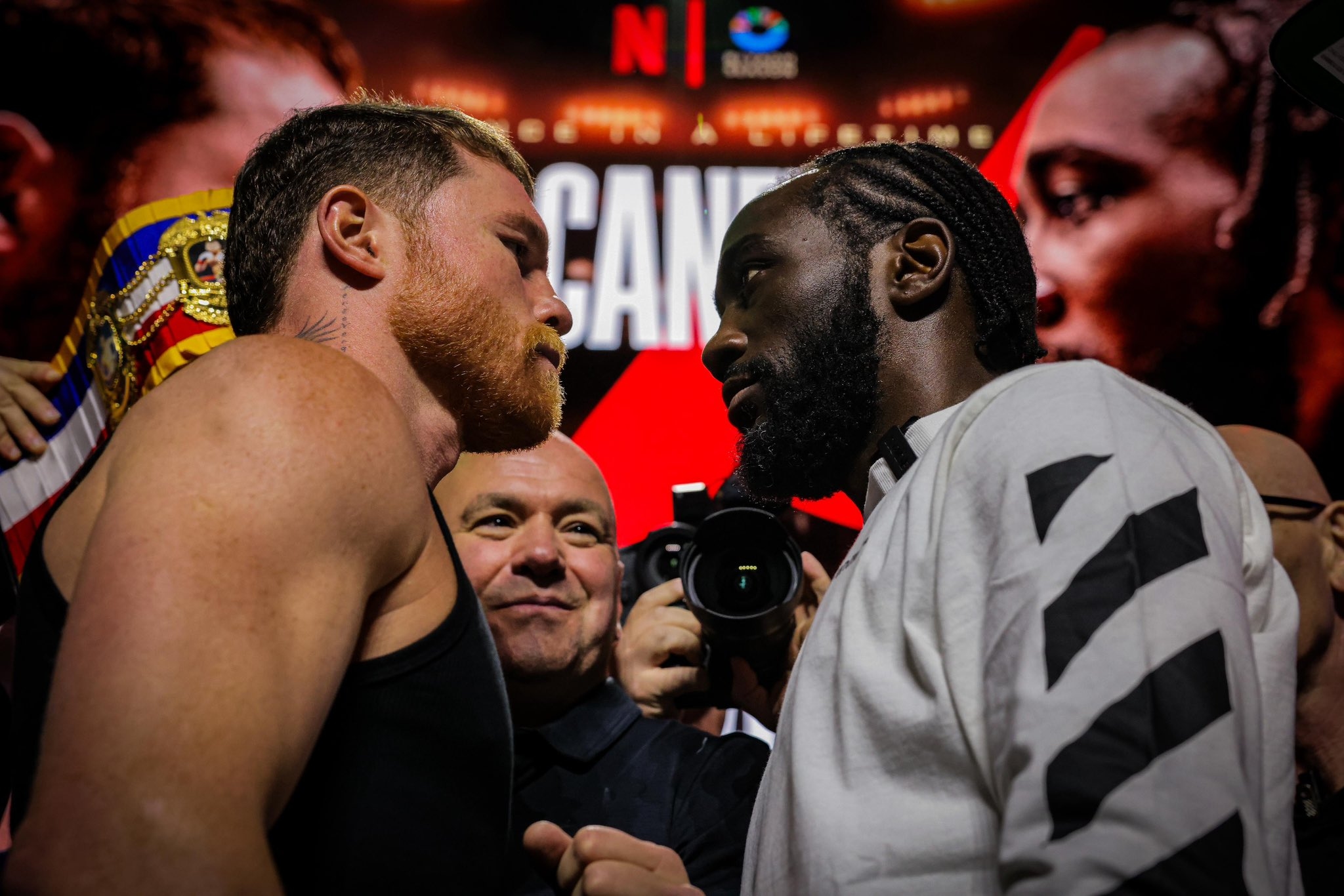 Tinju Dunia Pekan Ini: Canelo Alvarez vs Terence Crawford di Las Vegas Besok!