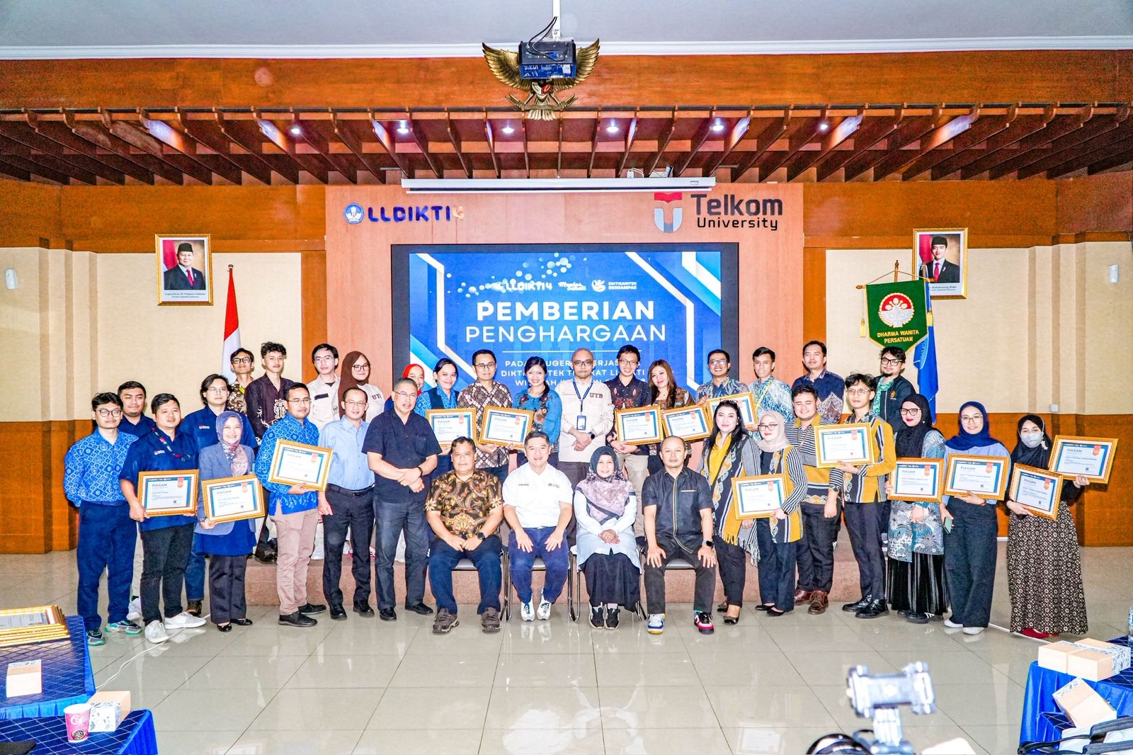 UTB Masuk 6 Perguruan Tinggi Terbaik di Jawa Barat-Banten, Raih Pengakuan Bergengsi dalam Kerja Sama Industri dan Internasional