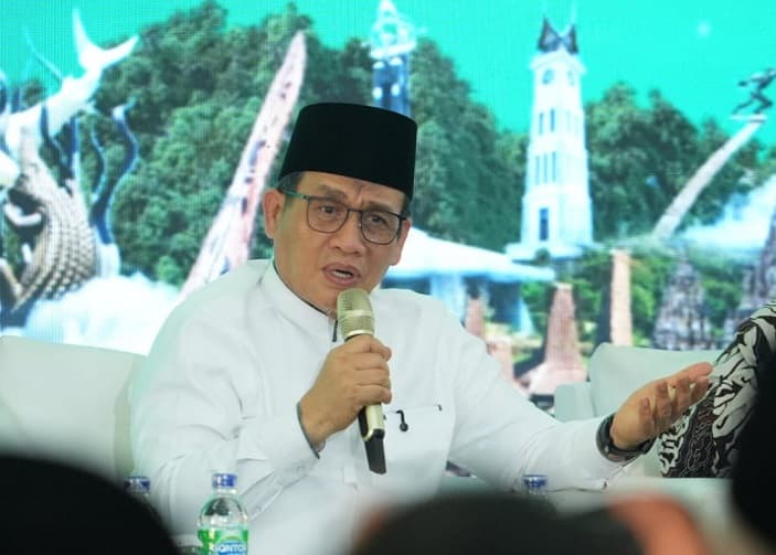 Wamenag Tegaskan Perhatian Presiden Prabowo pada Pendidikan Pesantren