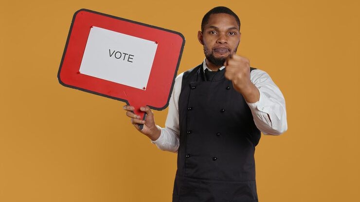 Dari Media Sosial hingga E-Voting, Teknologi Jadi Pilar Demokrasi Modern