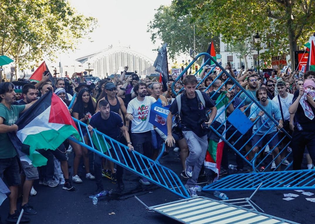 Menyusul Insiden Vuelta A Espana, Tim Balap Sepeda Bisa Boikot Balapan Jika Tim Israel Berpartisipasi