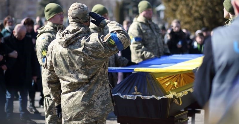 Rusia dan Ukraina Bertukar Jenazah Tentara yang Gugur