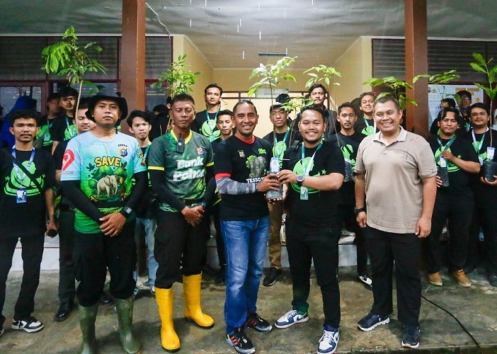 Mahasiswa Green Leadership Academy Tanam Semangat Baru di Tabung Harmoni Hijau