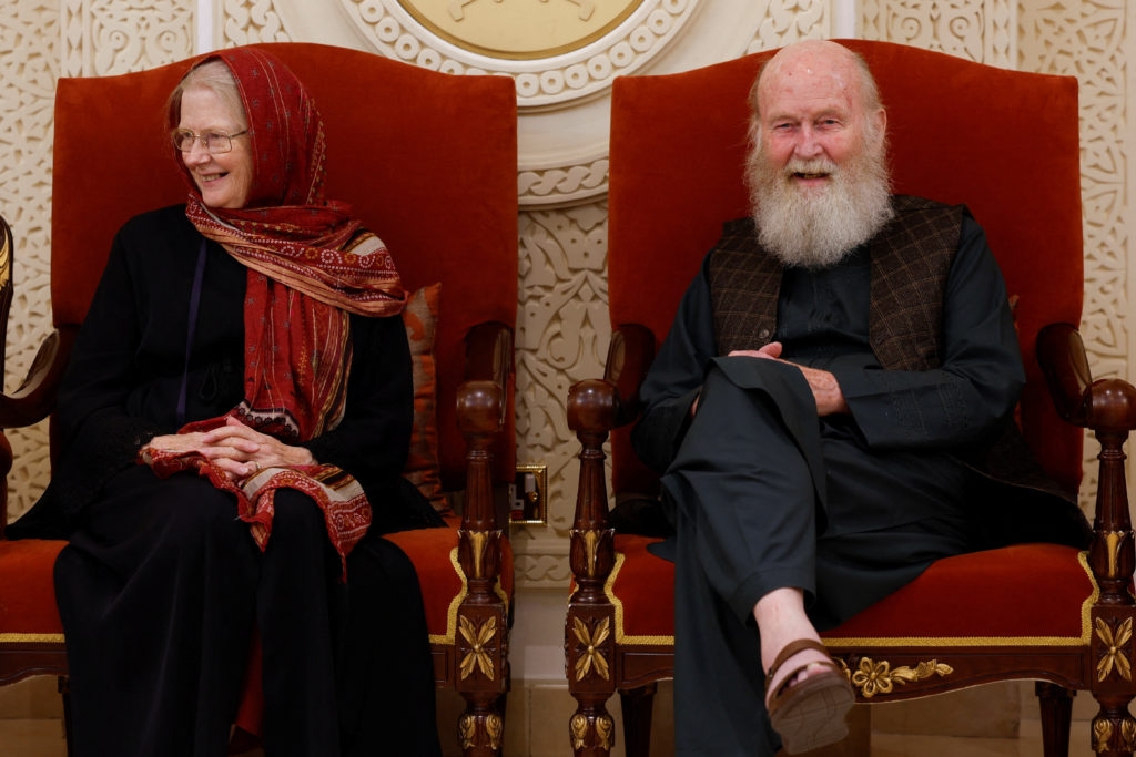 Setelah 8 Bulan Ditawan Taliban, Pasangan Lansia Inggris Akhirnya Dipulangkan