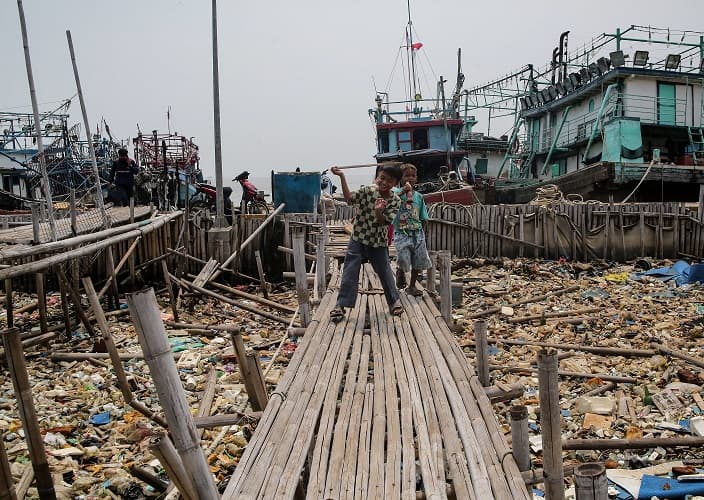 Bagaimana Mikroorganisme Membantu dalam Proses Penguraian?