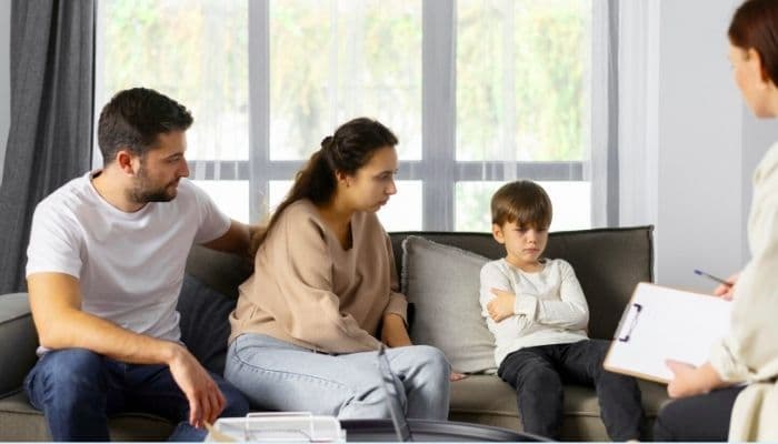 Ibu Perlu Tahu, Ini Tips agar Anak Mau Belajar di Rumah