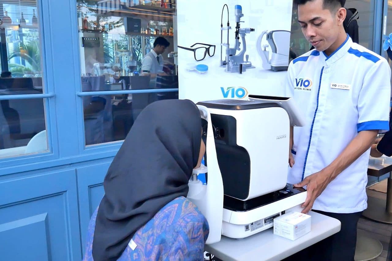 VIO Optical Clinic Buka Cabang Baru di PIK, Fokus pada Terapi Mata Minus Anak