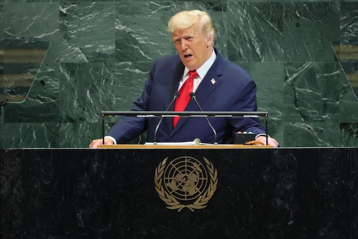 Donald Trump Ancam Hentikan Dana Federal Jika Zohran Mamdani Menang Pemilu New York