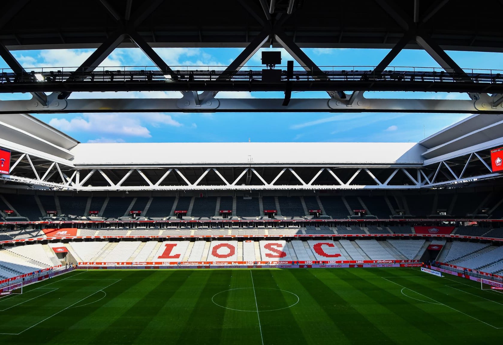 Jadwal Siaran Langsung Liga Europa Malam Ini: Lille vs Brann Pukul 23.45 WIB, Ada Calvin Verdonk!