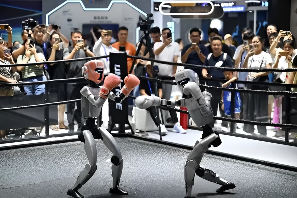 Robot Unik Ramaikan Pameran Teknologi Digital di Cina