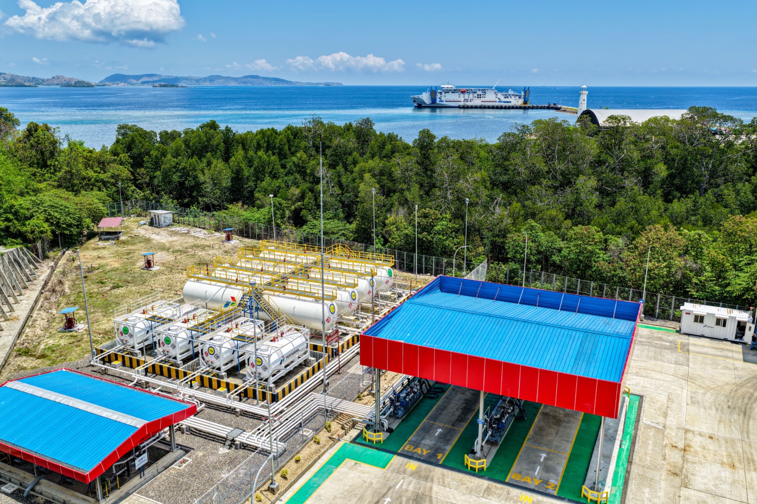 Pertamina Patra Niaga Salurkan BBM dan Pelumas untuk Operasional Genset Pemulihan Listrik di Aceh