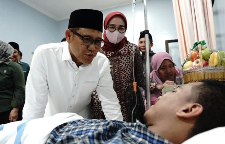 Cak Imin Angkat Santri Korban Ambruknya Mushala Al-Khoziny Jadi Anak Angkat