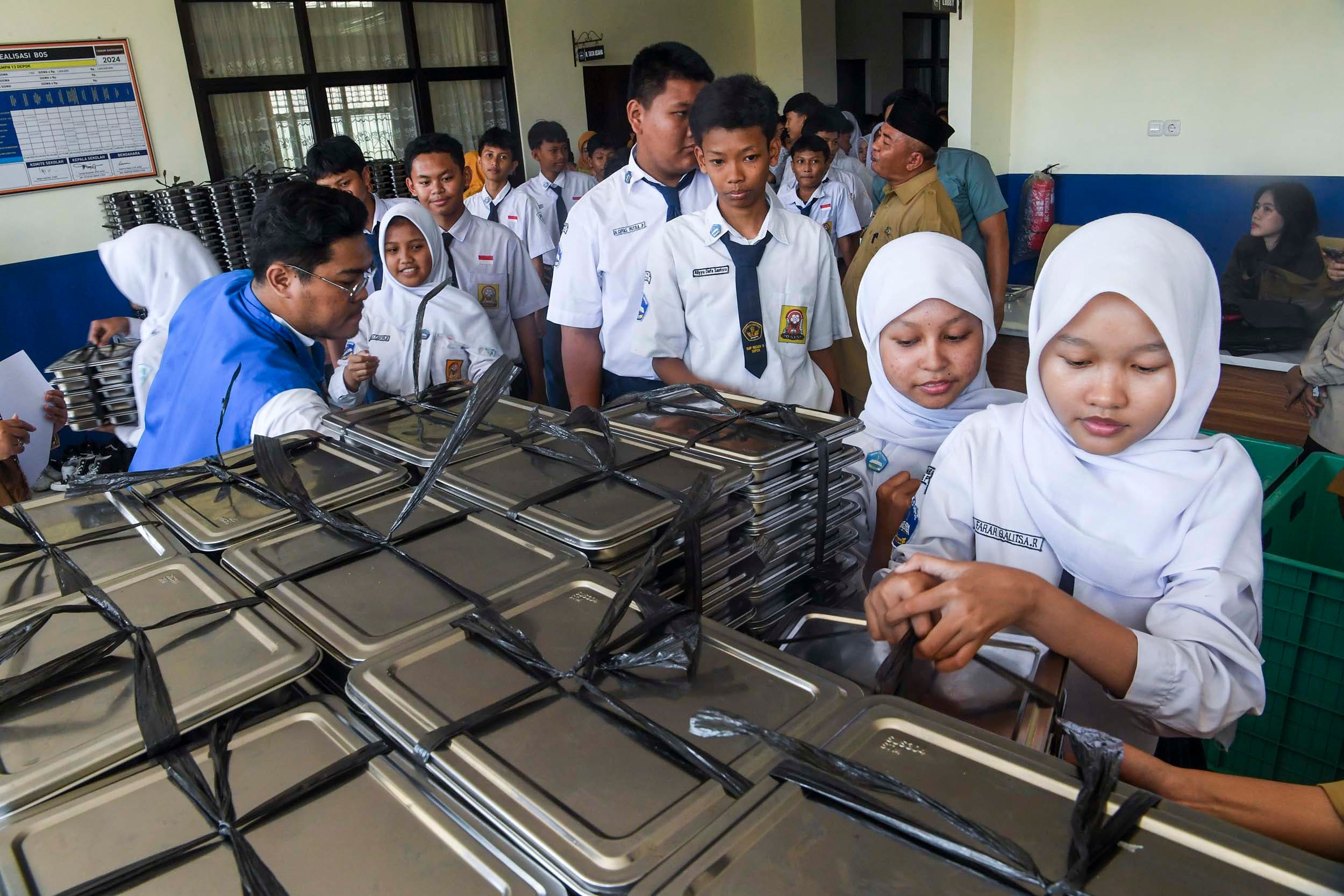 Zulhas Sebut MBG Kebijakan Revolusioner