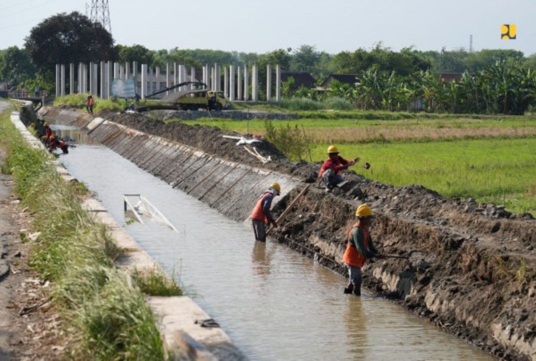 Kementerian PU Rehabilitasi Jaringan Irigasi Delta Brantas Sidoarjo