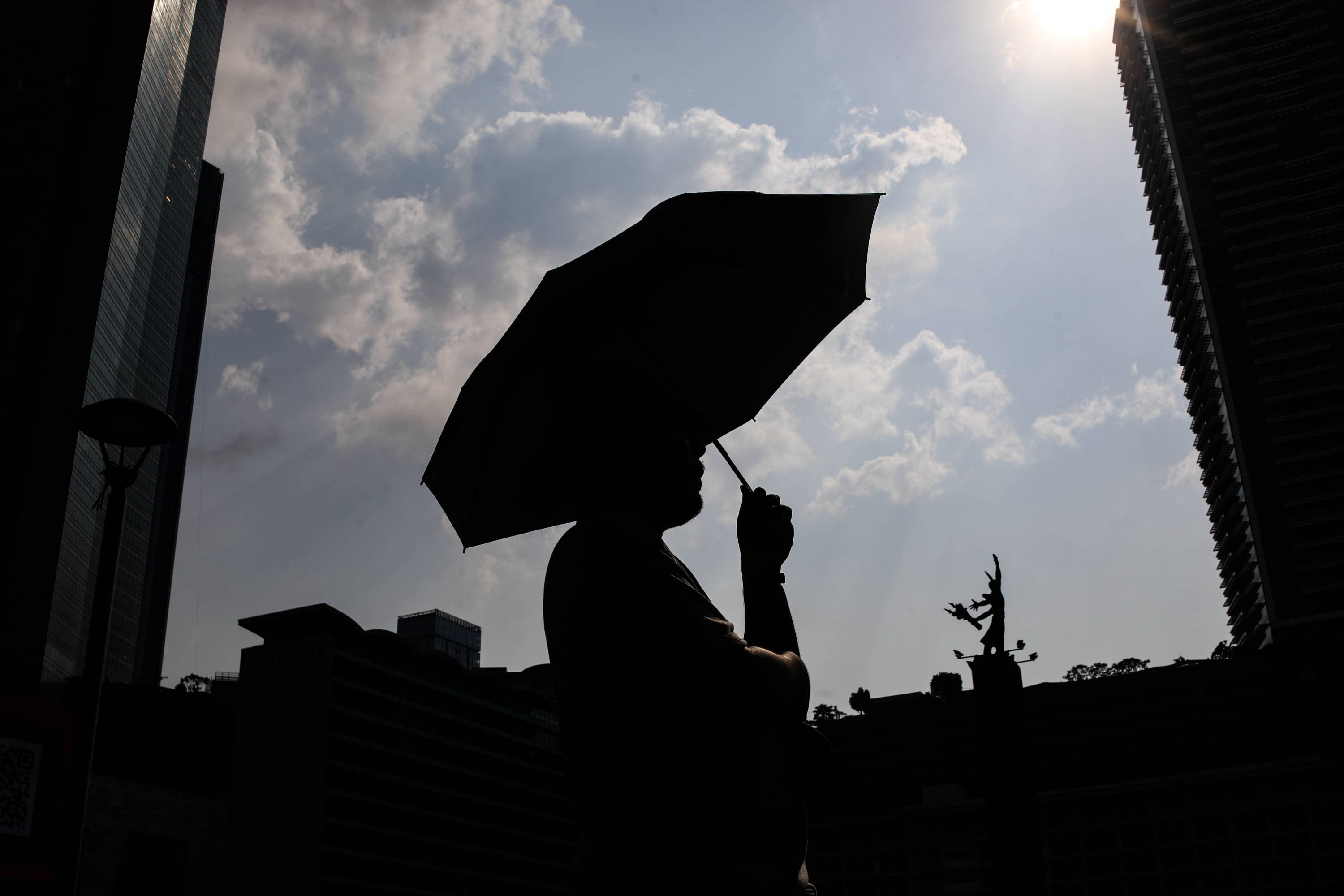 Cuaca Panas Melanda Indonesia, Ini Doa agar Selamat