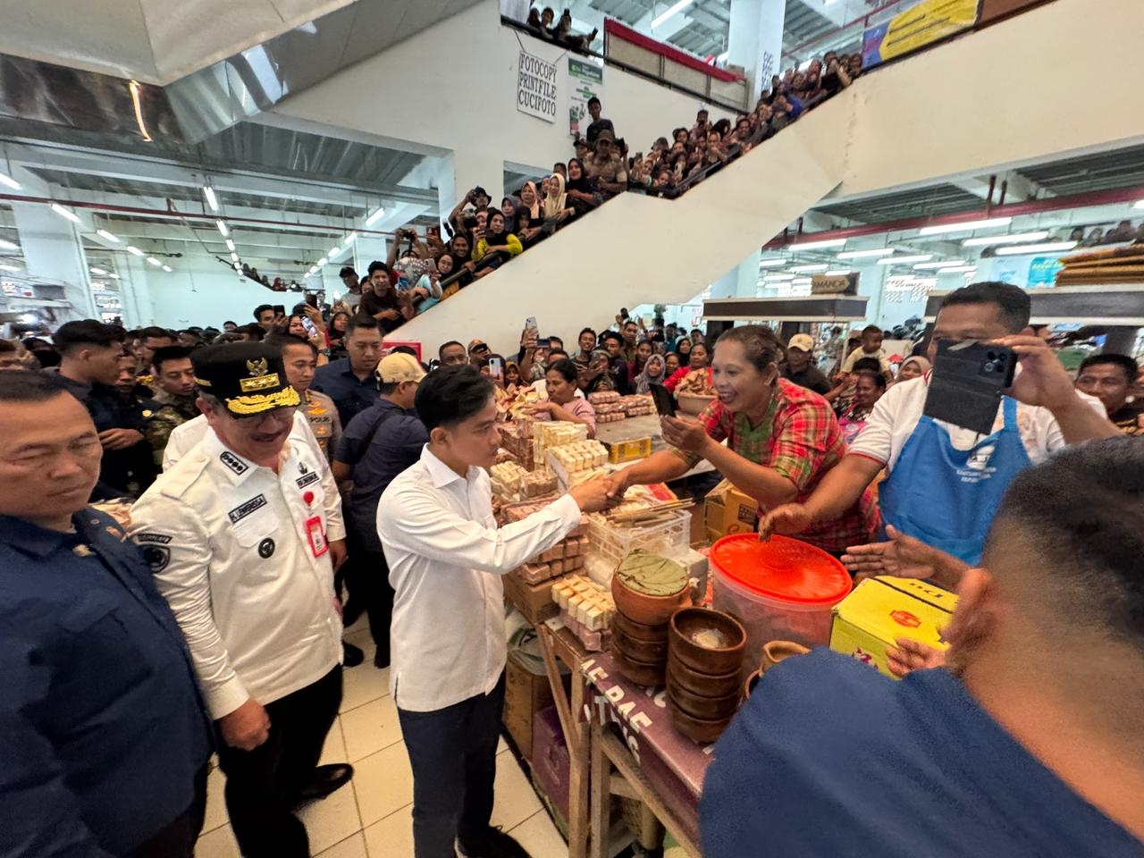 Gibran Dorong Pasar Rakyat Jadi Denyut Ekonomi dan Penopang Ketahanan Pangan