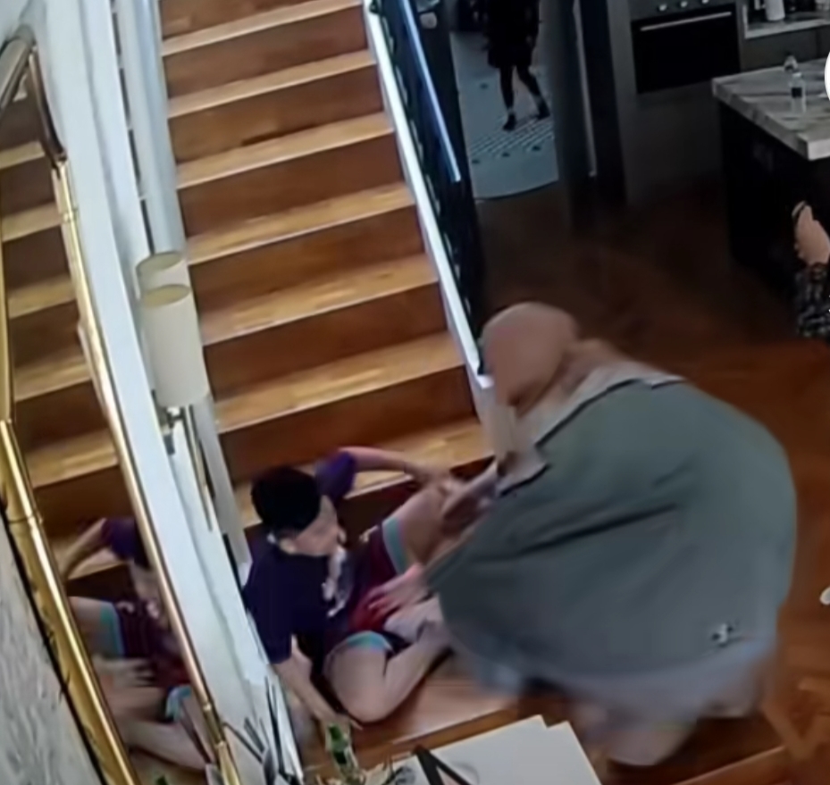 Shireen Sungkar Tegang Putra Sulungnya Jatuh dari Tangga, Selamatkah?