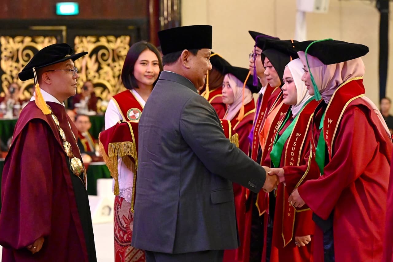 Prabowo Ajak Generasi Muda Selalu Pilih Jalan Kebenaran dan Peka terhadap Ancaman