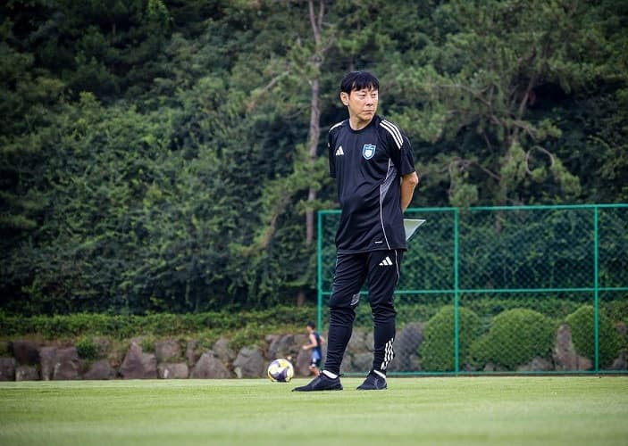 Menyelami Pikiran Shin Tae-yong Lewat Buku Korean Garuda