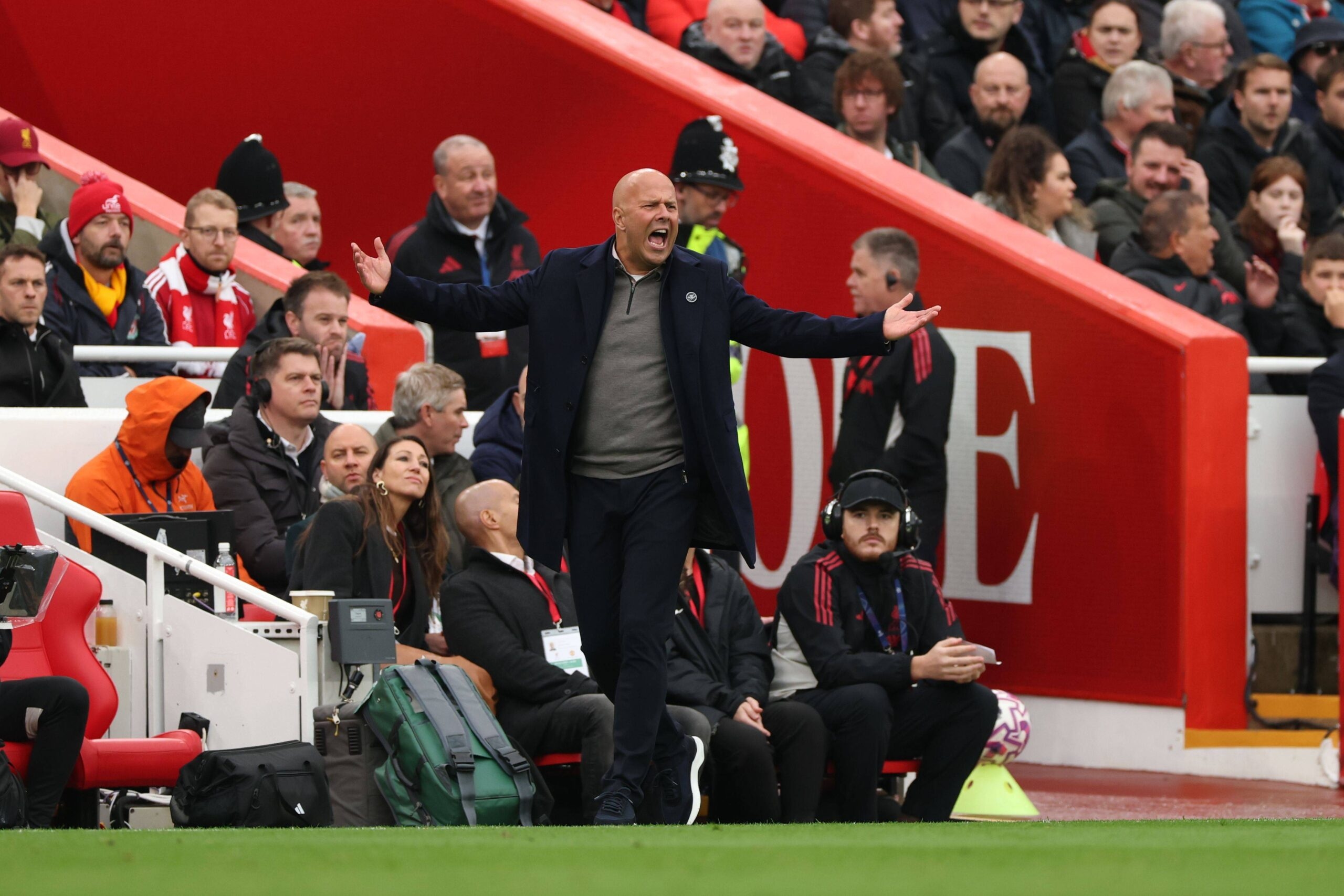 Arne Slot Tegaskan Kekalahan Atas MU Tak Hilangkan Kepercayaan Diri Liverpool