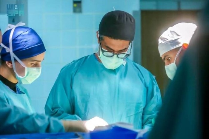 Rumah Sakit di Arab Saudi Lakukan Operasi Otak Robotik Pertama di Dunia