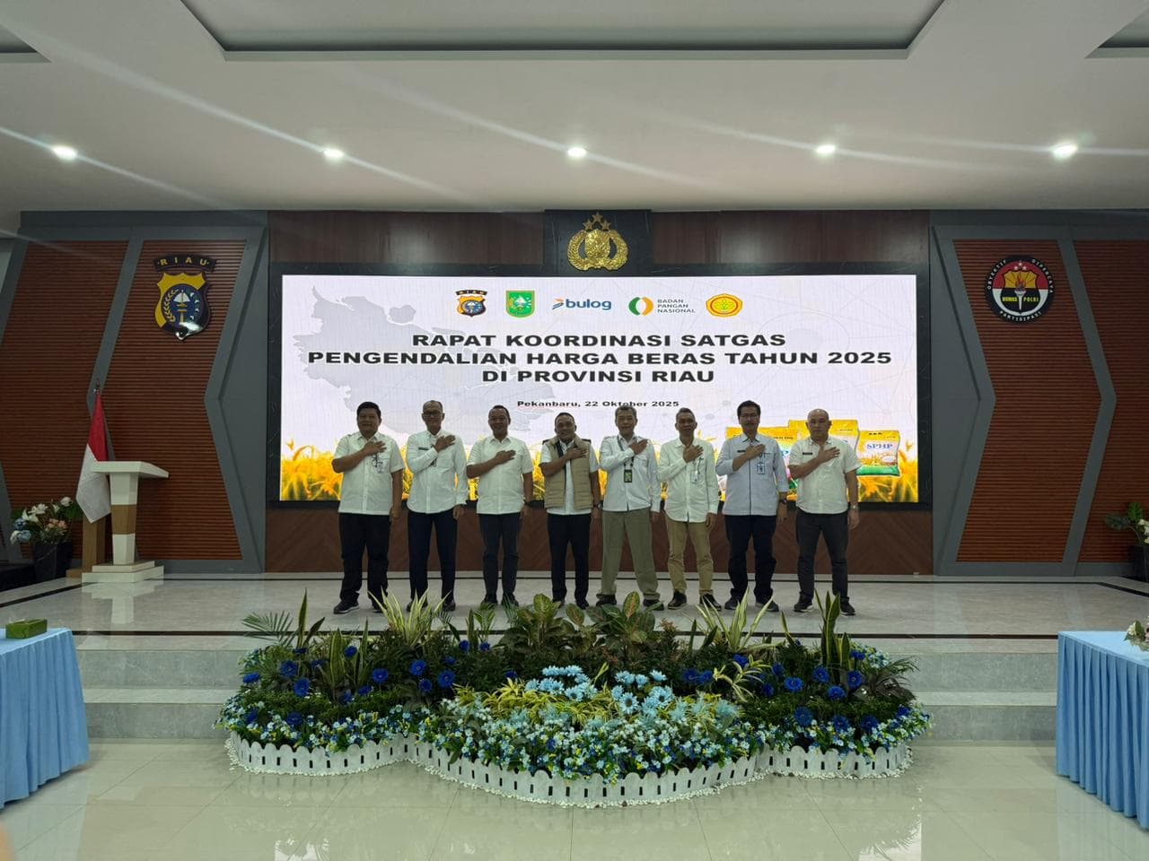 Polda Riau Pimpin Rapat Satgas Pengendalian Harga Beras, Pastikan Stok Aman dan Sesuai HET