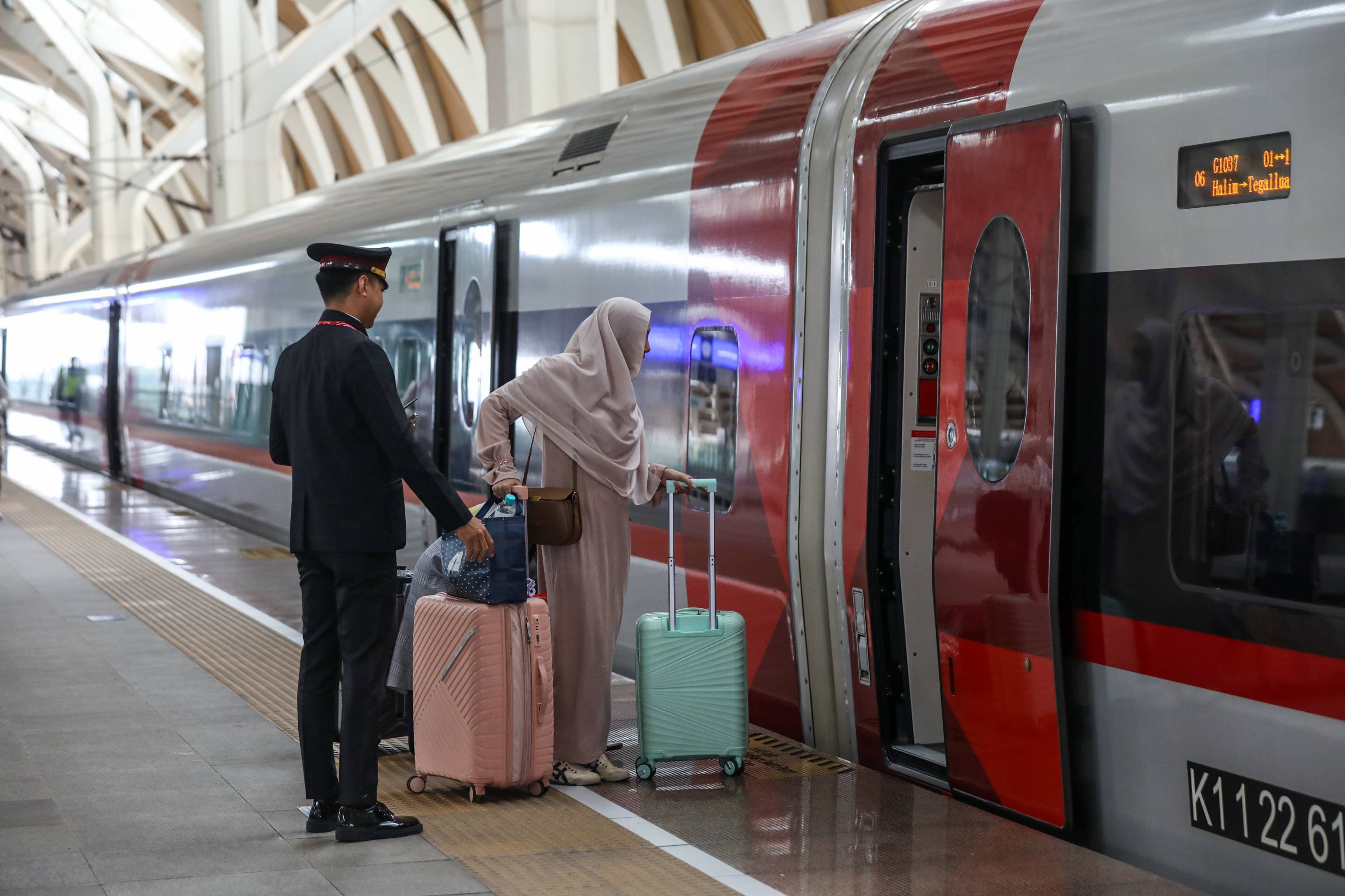 Kronologi Lengkap Proyek Kereta Cepat Jakarta–Bandung: Dari Gagasan Era SBY hingga Diselidiki KPK