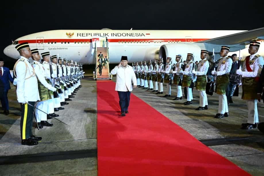 Tiba di Malaysia, Prabowo Tunjukkan Komitmen Indonesia Perkuat Peran Aktif di ASEAN