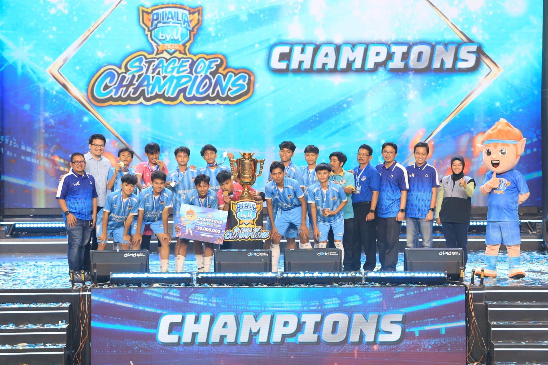SMAN 2 Banjarmasin Raih Gelar Juara Nasional di Grand Final Piala by.U 2025: Stage of Champions
