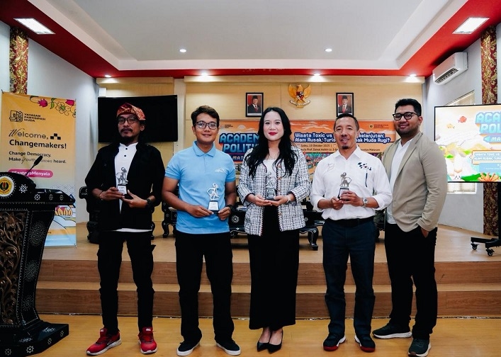 Pemimpin Muda Sadar Iklim, Lawan Kebijakan Wisata Toxic