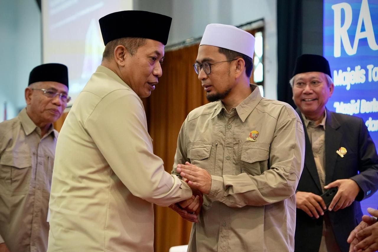 Menkop Ferry Dorong Koperasi Masjid Jadi Pilar Ekonomi Umat