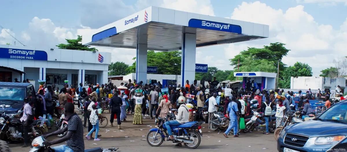 Krisis Bahan Bakar karena Blokade Kelompok Militan, Pemerintah Mali Tutup Semua Sekolah dan Universitas