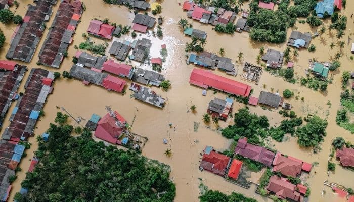 Daerah yang Rawan Banjir di Jakarta saat Musim Hujan: Cek Wilayah Tempat Tinggalmu!