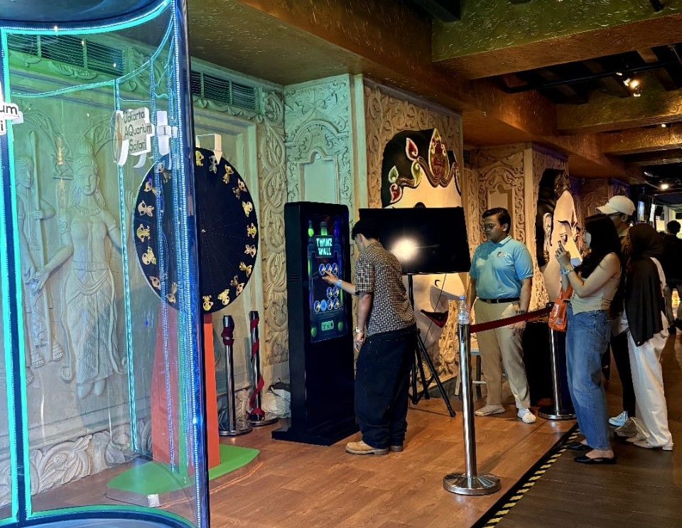 Momen Halloween, Jakarta Aquarium & Safari Hadirkan Stellar Path: Step into a Magical Future