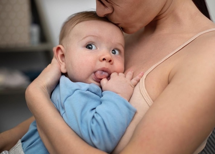 Cara Cepat dan Aman Mengatasi Puting Lecet Saat Menyusui agar Nyaman Kembali