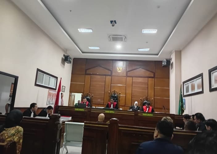 Bos PT MEIS Hendra Lie Divonis 10 Bulan Penjara Akibat Pencemaran Nama Baik